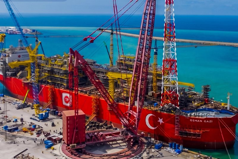 Osman Gazi Platformuna Alev Kulesi Yerleştirildi, Karadeniz'de Üretime Hazırlık Sürüyor