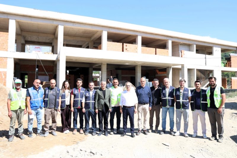 Genel Sekreter Dr. Baraçlı, Gölcük'teki Projeleri Yerinde İnceledi