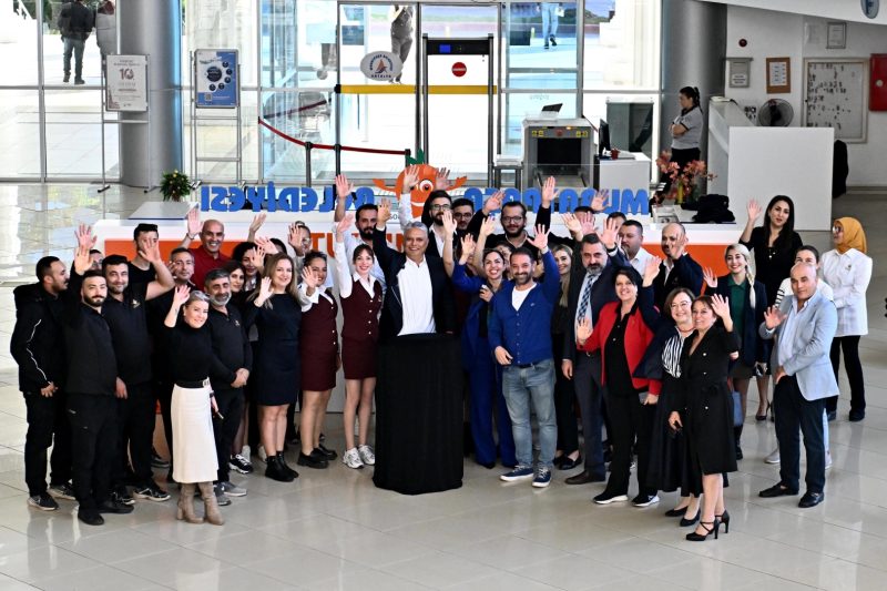 Muratpaşa'da Turunç Masa, Vatandaş Taleplerini Etkin Şekilde Sonuçlandırıyor
