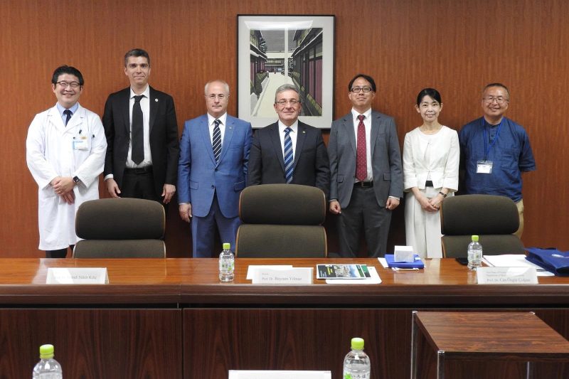 Dokuz Eylül Üniversitesi ve Kyoto Üniversitesi Arasında Akademik İş Birliği Anlaşması