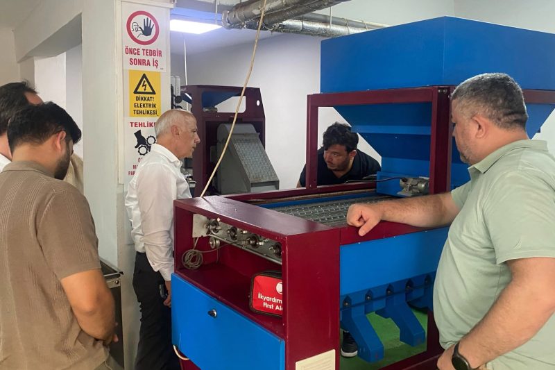 Artvin Ticaret Borsası Heyeti, Murgul'daki Fındık Üretim Tesisini Ziyaret Etti