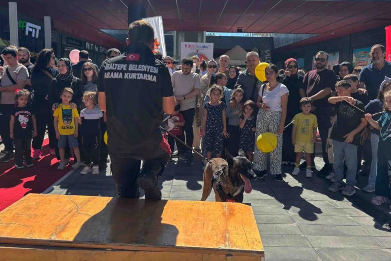 Maltepe'de Miniklere Afetlere Hazırlık Eğitimi Verildi