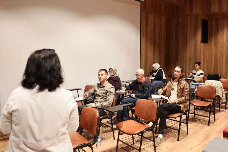 Sakarya SAMEK Kurslarında Yabancı Dil Eğitimleri Vatandaşlardan Yoğun İlgi Görüyor