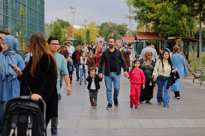 Dünya Hayvanları Koruma Günü'nde Kayseri Hayvanat Bahçesi Ücretsiz Ziyarete Açıldı