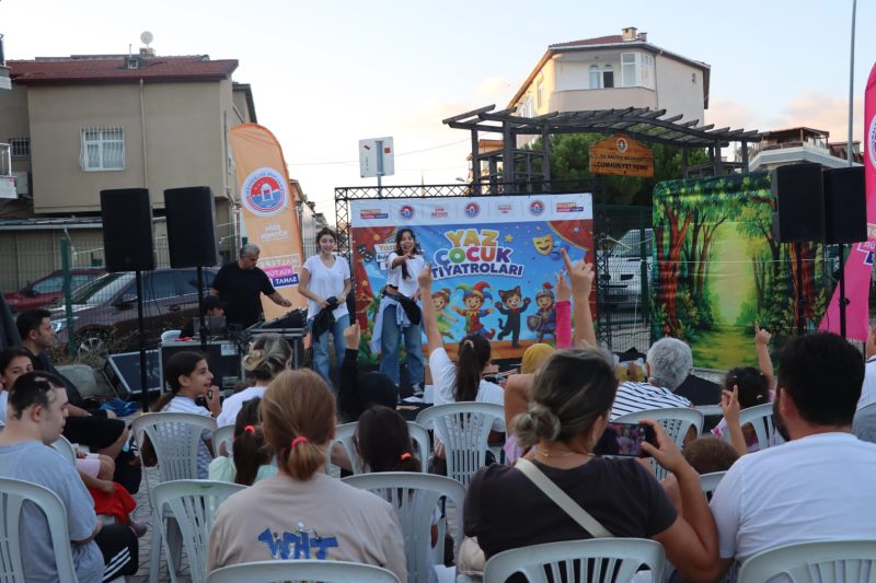 Maltepe'de Yaz Çocuk Tiyatroları Renkli Gösterilerle Sona Erdi
