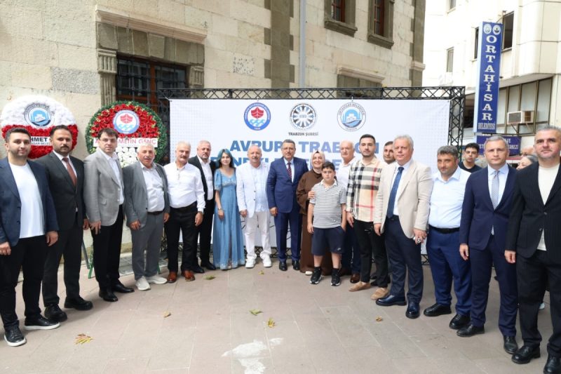 Başkan Genç'ten Avrupa'daki Trabzonlulara Güç Birliği Çağrısı