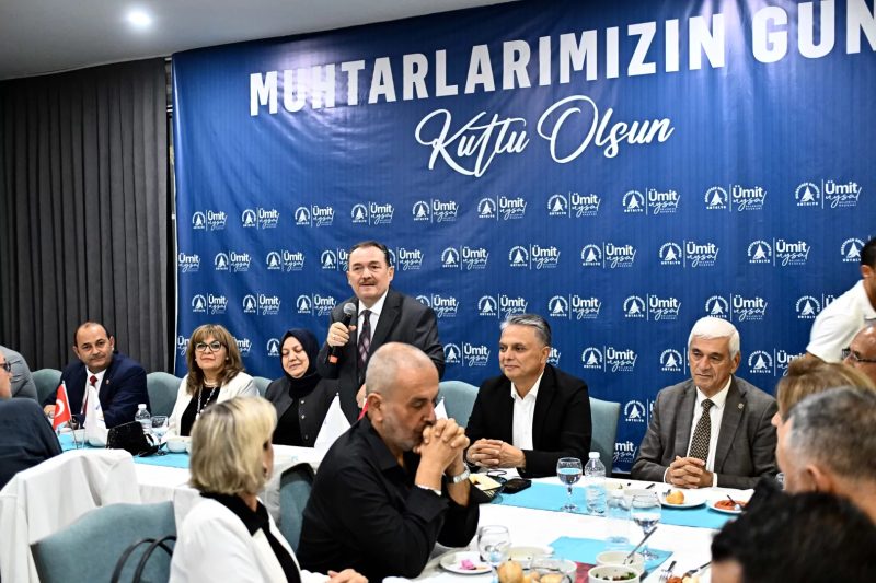 Muratpaşa'da Muhtarlar Günü Kutlandı: Hizmet ve İş Birliği Vurgusu