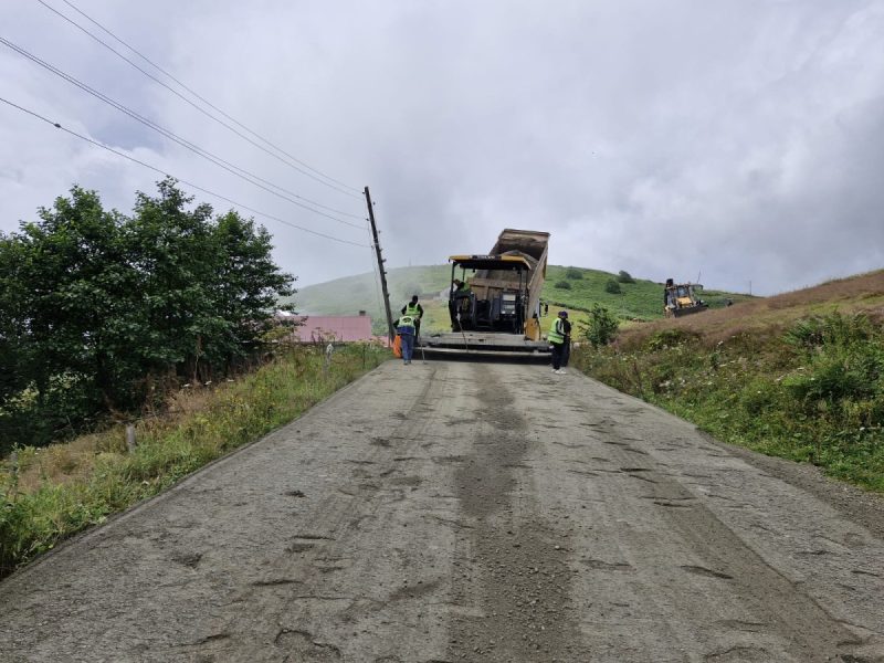 Trabzon'da 4 İlçede Toplam 13 Kilometrelik Yol Kuru Betonla Yenilendi