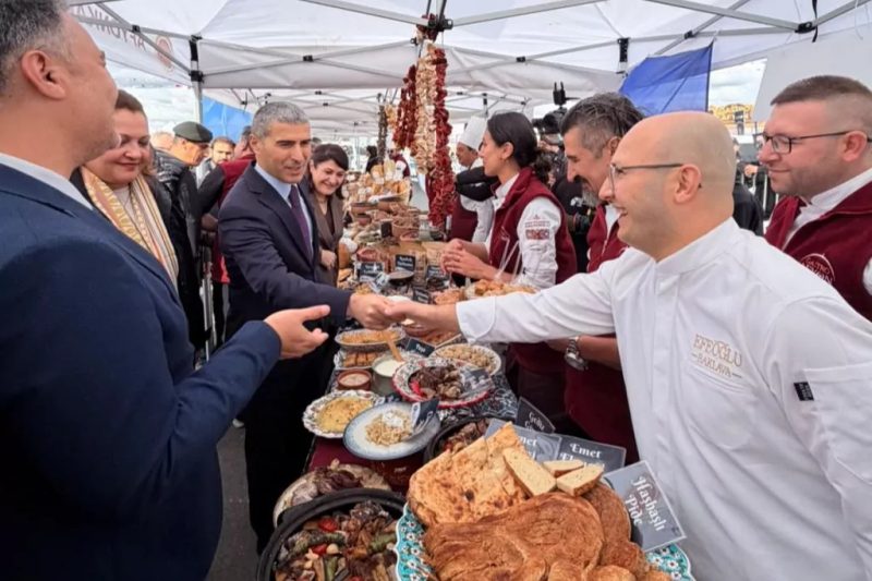 Kütahya'nın Yöresel Lezzetleri Afyon'da Çini ve Seramiklerle Buluştu