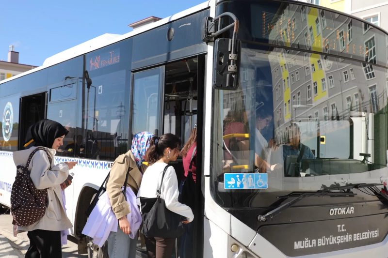 Muğla'da Öğrenciler İçin Ulaşım Kolaylığı Sağlandı