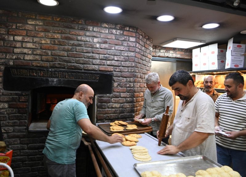 Başkan Görgel Tarihi Kapalı Çarşı Esnafıyla Buluştu