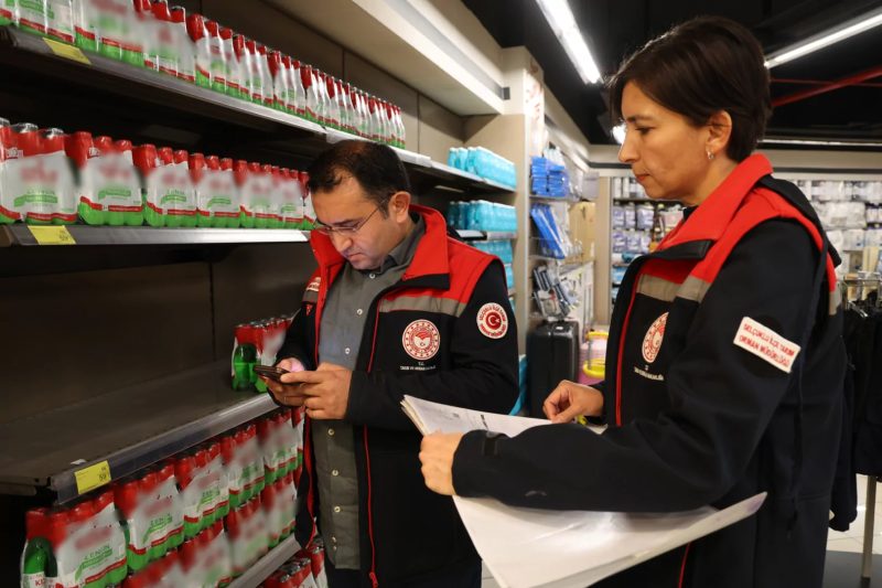 Selçuklu'da Marketlere Ortak Denetim: Ekipler Fiyat ve Gıda Güvenliğini Masaya Yatırıyor