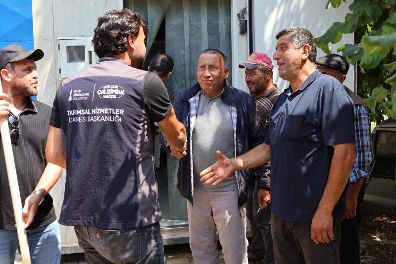 İzmir Büyükşehir Belediyesi Üreticilerin Soğuk Hava Deposu İhtiyacını Karşıladı