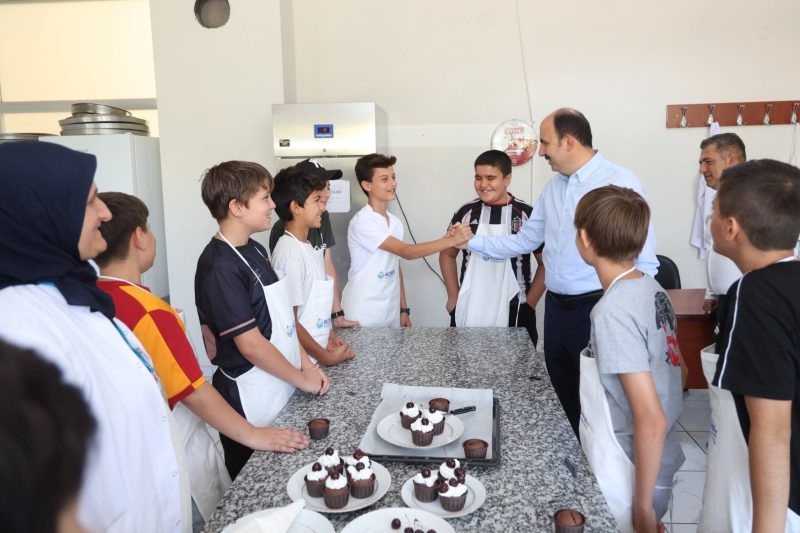 Konya'da Genç KOMEK ve Bilgehaneler'de 30 Bin Öğrenci Yaz Okulunda Buluştu