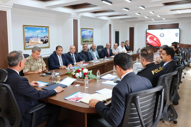 Ağrı'da Spor Müsabakalarında Alınacak Güvenlik Önlemleri Detaylı Olarak Değerlendirildi