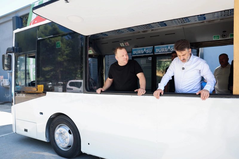 Bursa'dan Afetlere Hazırlık: Mobil İkram ve Şarj İstasyonu Araçları Devreye Giriyor