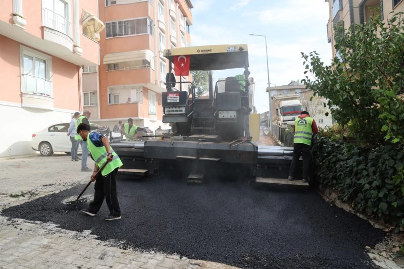 Gebze Belediyesi Ekipleri İlçe Genelinde Çalışmalarına Devam Ediyor