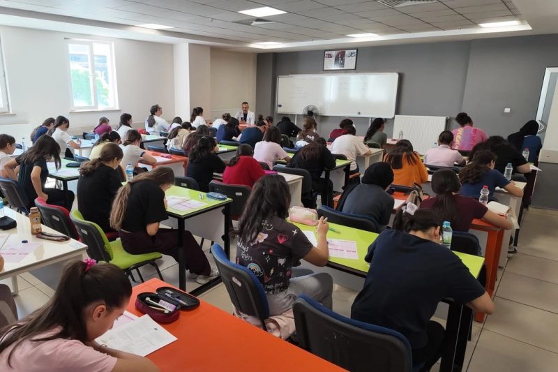 Kayseri'de Öğrencilere Ücretsiz Sınav Hazırlık Desteği