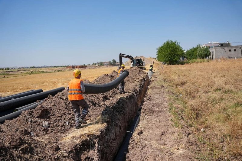 Diyarbakır Bağıvar'da 3 Kilometrelik Yeni Kanalizasyon Hattı İnşa Ediliyor