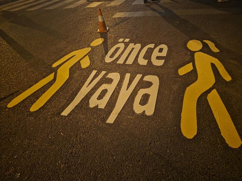 Şanlıurfa'da Okul Çevrelerinde Trafik Güvenliği İçin Kapsamlı Düzenlemeler Yapılıyor