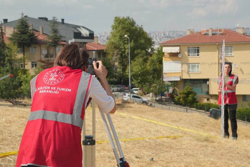 Ankara'da 2800 Yıllık Frig Tümülüsünde Bilimsel Kazı Başladı
