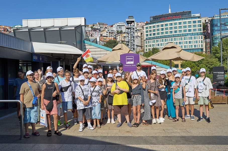 Ukraynalı çocuklar İstanbul’da