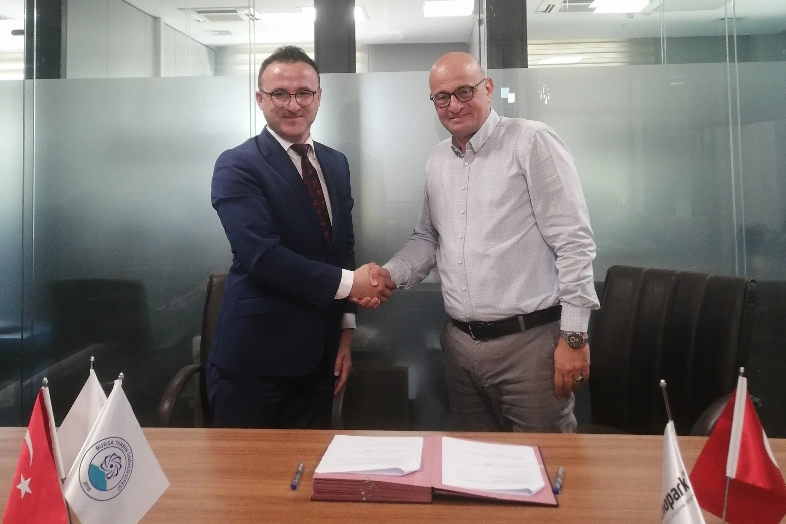 Bursateknopark, derin teknoloji ve F2F Bilişim’den iş birliği