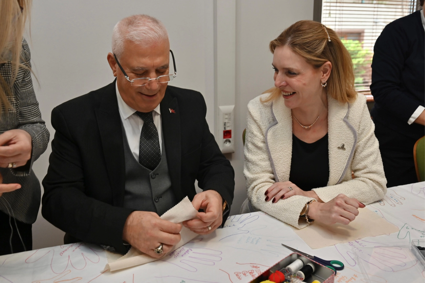 Bursa’dan mücadeleye güçlü destek… Başkan Bozbey düğme dikti!