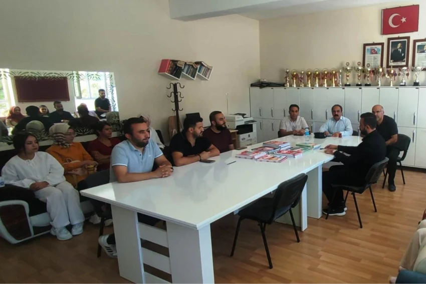 Konya Yunak’ta öğretmenlere ‘Hoşgeldiniz’ ziyareti