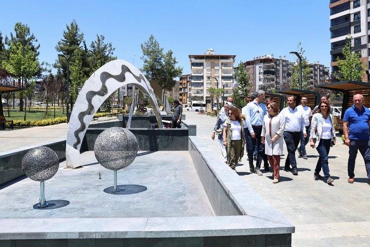 Gaziantep’te Türkiye Yüzyılı Cumhuriyet Parkı şekilleniyor