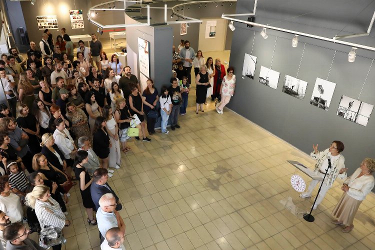 Dokuz Eylül’de Güzel Sanatlar öğrencilerinden ‘Z Raporu’!