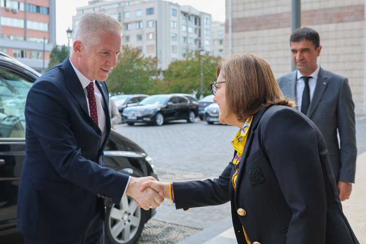 Yeni İstanbul Valisi Gaziantep’te veda turlarında