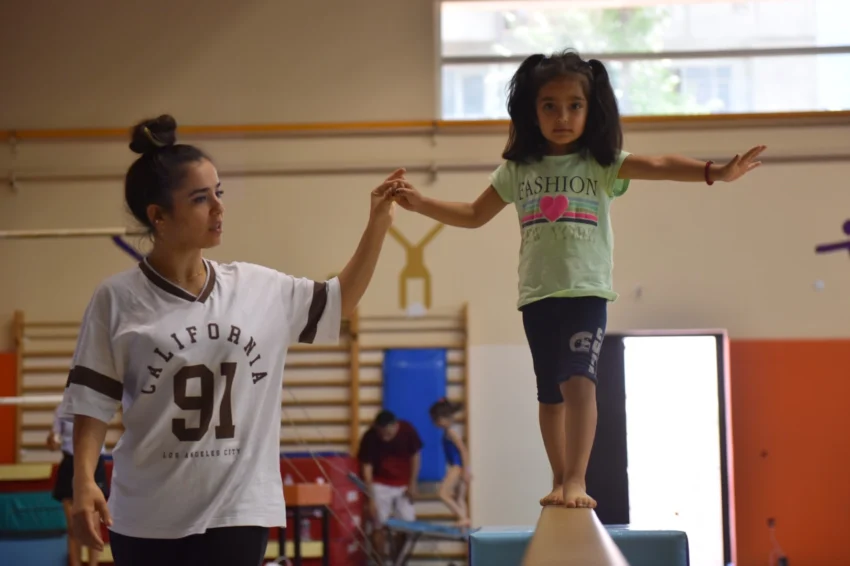 Bursa Yıldırım’da 8 bini aşkın minik cimnastikle tanıştı