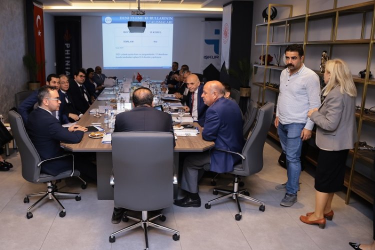 İzmir’de istihdam için toplanıldı