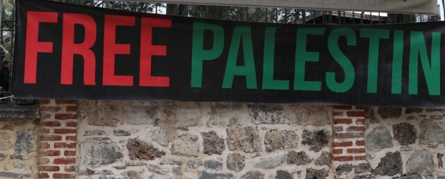 bursa-gonullu-kuruluslar-platformu-ndan-gazze-icin-vicdan-yuruyusu-1745583307-304-x750