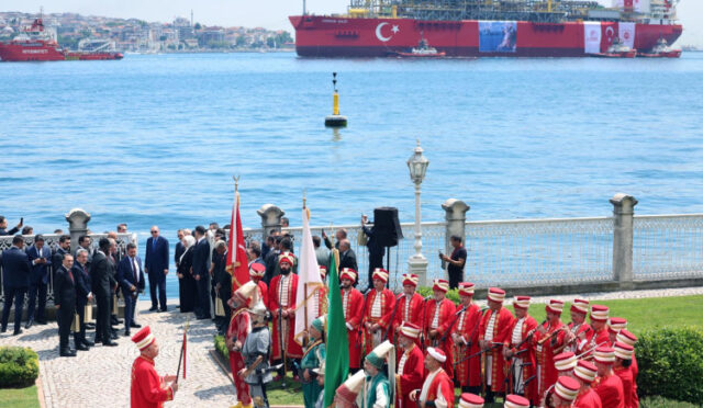 2-cb-1-1748533489-563-x750