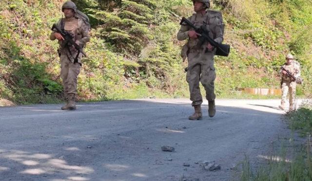 697ab777-2738-46f1-a6ee-5fcf670e71f6-1748422456-720-x750