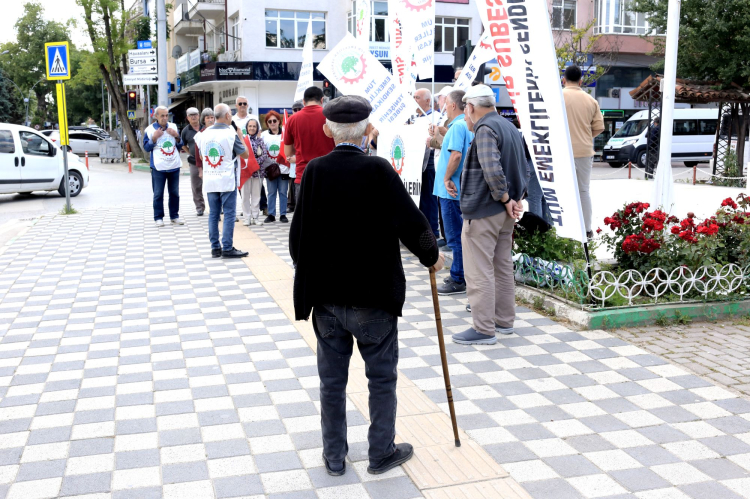 ‘Bayram ikramiyesi enflasyonun  çok gerisinde kaldı’