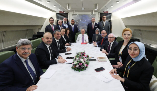 grjxi8qwmaam58g-1747917254-478-x750