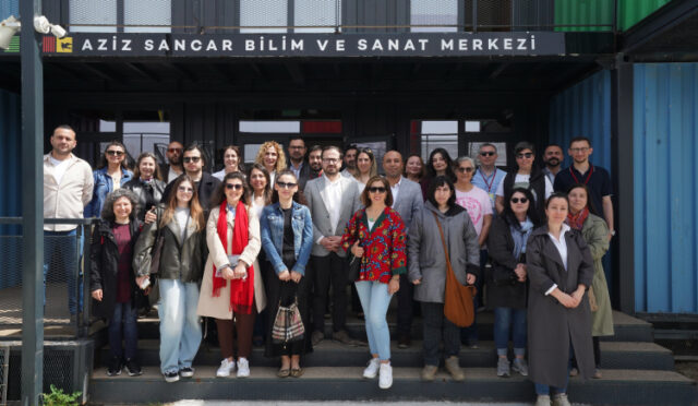 temiz-beylikduzu-icin-belediye-gonullulerle-el-ele-3-1746169317-104-x750