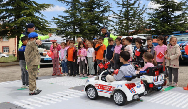 whatsapp-image-2025-05-13-at-23-05-54-1747204218-645-x750