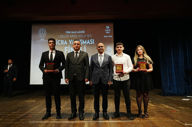Türk Halk Müziği Liseler Arası Solo Ses İcra Yarışmasında final heyecanı