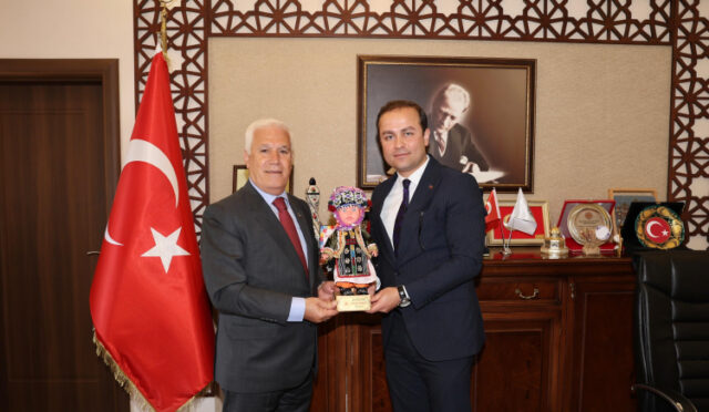 35710-mty4ngmzmd-1-1749828029-251-x750