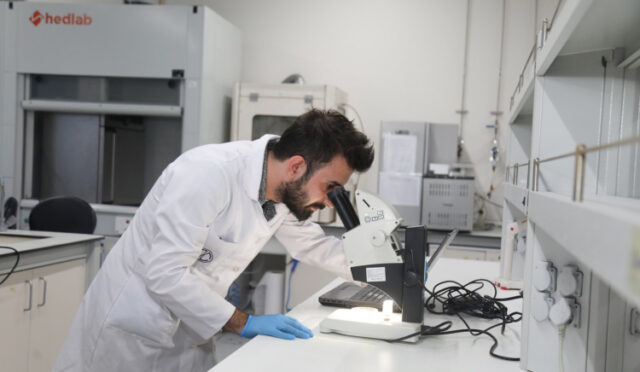 6j5a2898-1600x1067-1750144957-765-x750