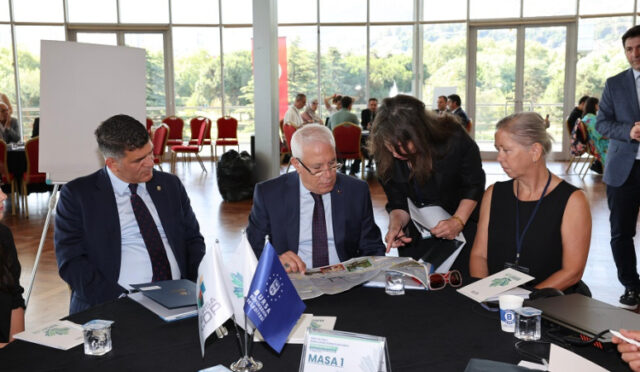 35792-mty4njyzot-5-1751617913-693-x750