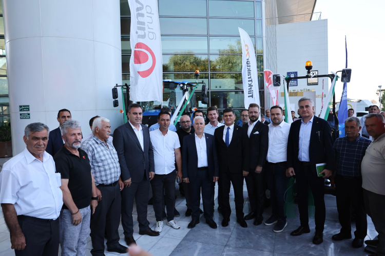 Bursa Büyükşehir’den kırsala ekipman desteği