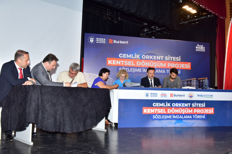 Bursa Gemlik’te hak sahiplerinden ‘dönüşüm’e noter huzurunda imza