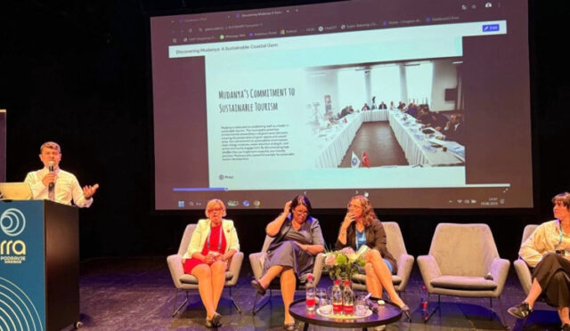 454d6b17-de1f-4052-bb66-4c247a6db0db-1752076210-245-x750