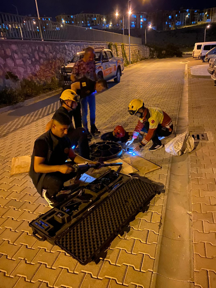 Konya İtfaiyesi’nden yürekleri ısıtan kurtarma operasyonu