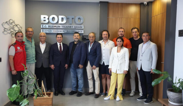 baskan-aras-bodrumda-yerel-paydaslarla-bulustu-8-1751619246-566-x750